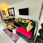 Pophaus Central Brighton - Glam Pad By The Station