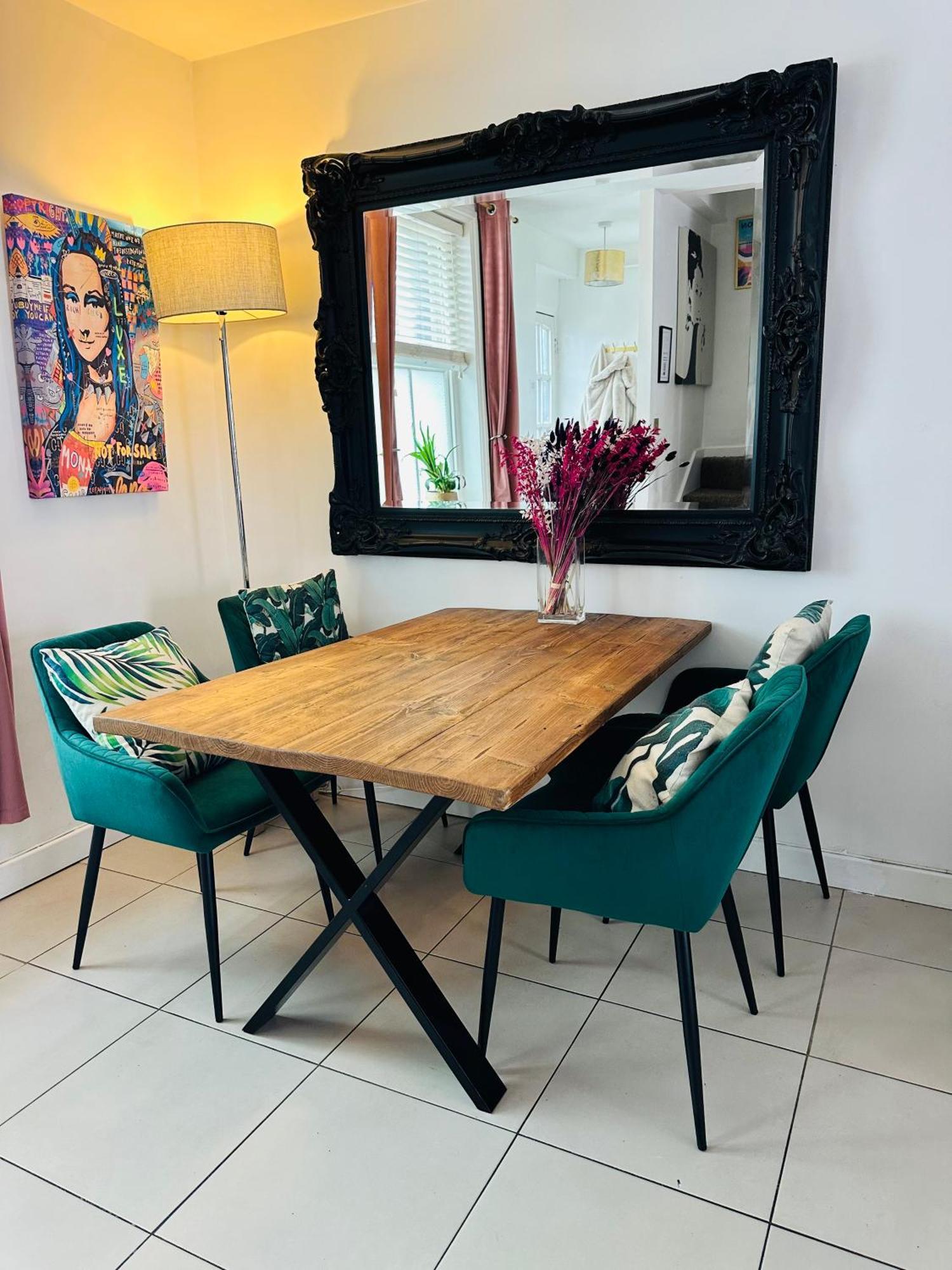 Townhouse: Modern With Private Patio * Brighton